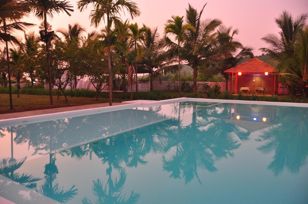 Aquatica Resorts & Spa Morjim Exterior foto